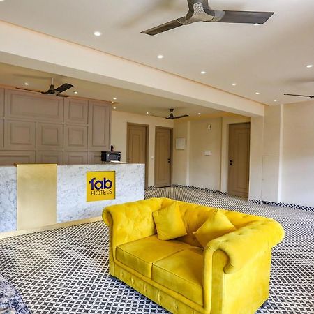 نويدا Fabhotel Clarks Suites المظهر الخارجي الصورة