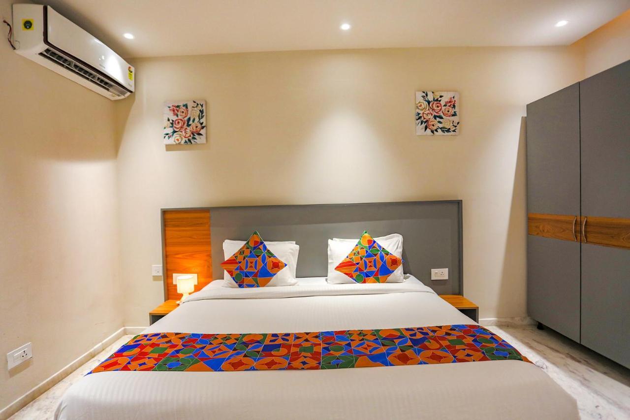 نويدا Fabhotel Clarks Suites المظهر الخارجي الصورة