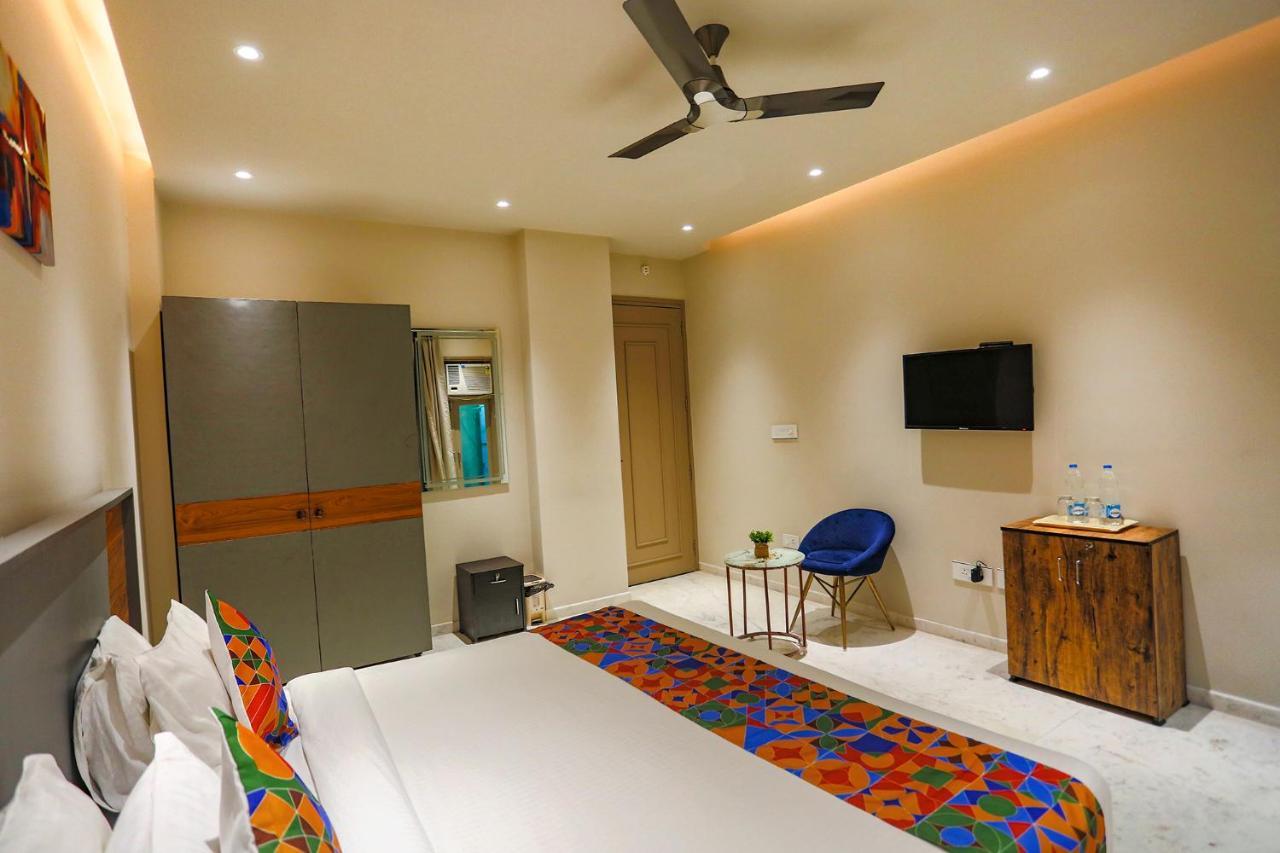 نويدا Fabhotel Clarks Suites المظهر الخارجي الصورة