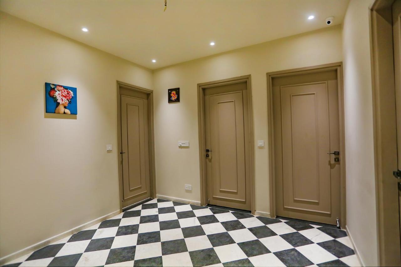 نويدا Fabhotel Clarks Suites المظهر الخارجي الصورة